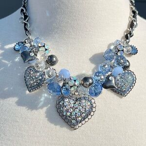 Betsey Johnson Y2K VINTAGE Blue Pavé Heart Necklace  NWT